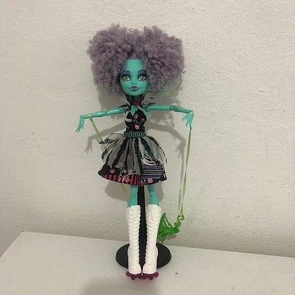 monster high bebek