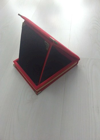 kırmızı kadife plaket kutusu - Görsel 3