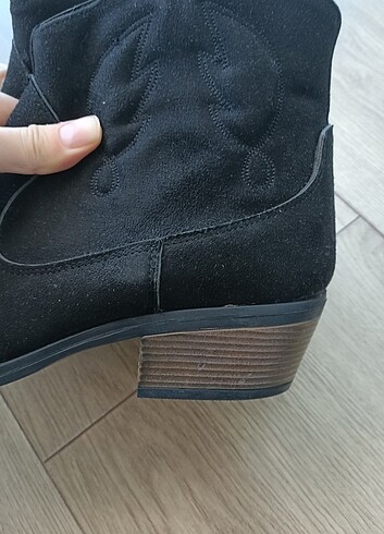 Zara BUTİGO KOVBOY BOTU