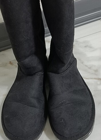38 Beden siyah Renk UGG BOT