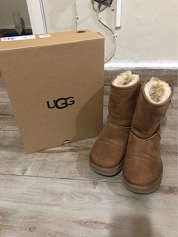 Orjinal klasik UGG