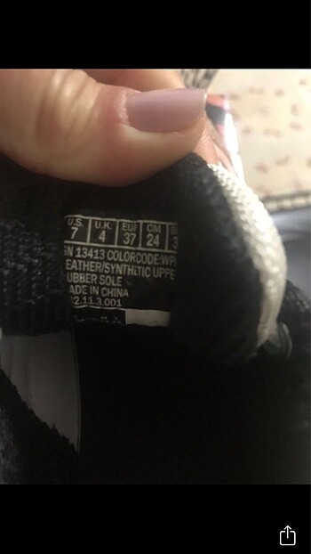 37 Beden Skechers 37 numara.Son fiyattır.
