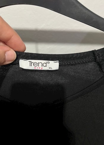 Uzun Kollu Siyah V Yaka Gotik Bluz - Görsel 2