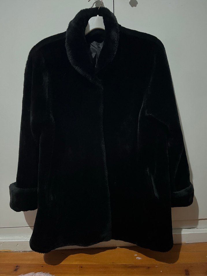 Siyah Kürk Midi Kadın Kaban - Görsel 2