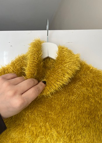 Bohem Tarz Sarı Tüylü Kadın Şal - Görsel 2