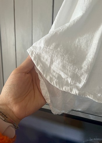 Kadın Beyaz Keten V Yaka Kısa Kollu Gömlek - Görsel 4