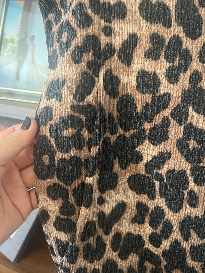 Leopar Desenli Boğazlı Midi Triko Elbise - Görsel 4