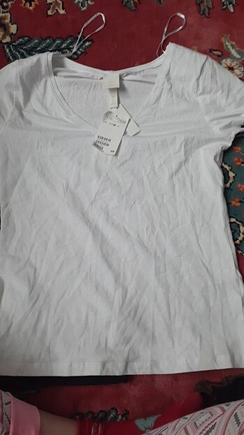 H&M HM TSHIRT
