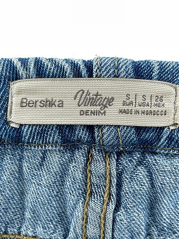s Beden mavi Renk Bershka Mini Şort %70 İndirimli.