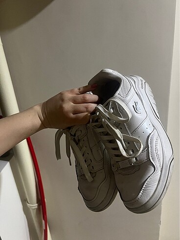 36 Beden beyaz Renk Lacoste