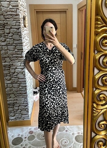 İpekyol leopar elbise