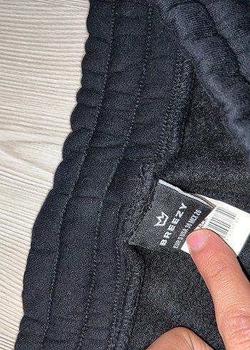 Siyah Zebra Desenli Fermuarlı Eşofman - Görsel 2