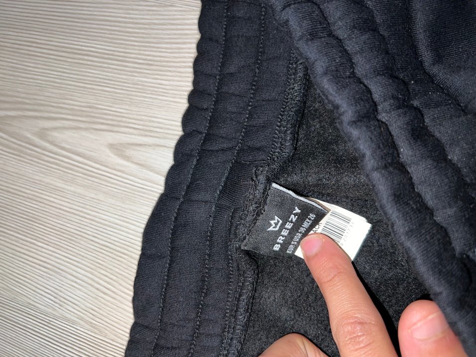 Siyah Zebra Desenli Fermuarlı Eşofman - Görsel 2