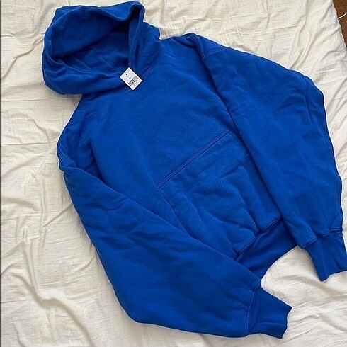 kapşonlu sweatshirt