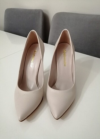 Stiletto ayakkabı 