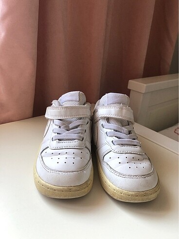 25 Beden Nike çocuk ayakkabısı