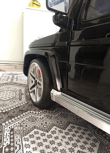 Bentley Akülü Oyuncak Araba