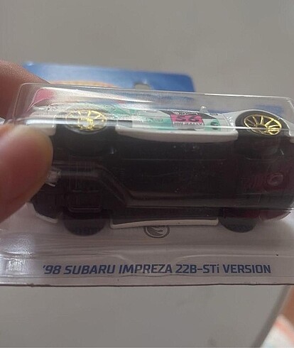 Beden 98 Subaru Impreza 22B Sti Version TH model Hot Wheels