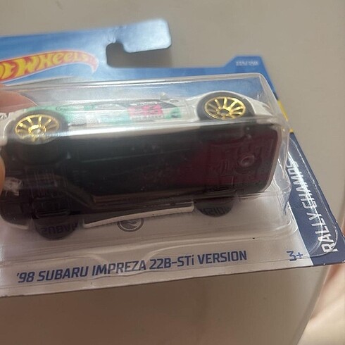 Beden Renk 98 Subaru Impreza 22B Sti Version TH model Hot Wheels