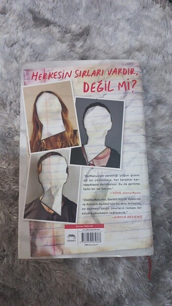 Birimiz yalan söylüyor