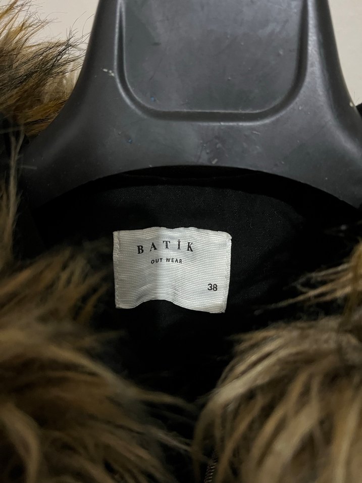 Batik marka kadın kaban - Görsel 4