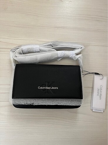 Calvin Klein Askılı Çanta