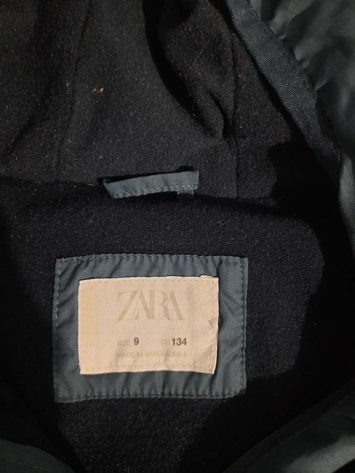 Kapüşonlu Gri Erkek Çocuk Yağmurluk - Görsel 3