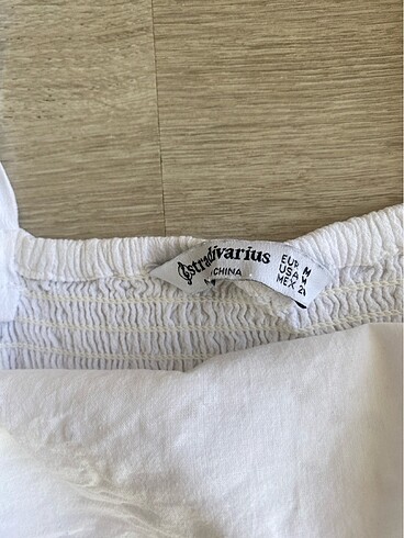 m Beden Beyaz işlemeli crop top