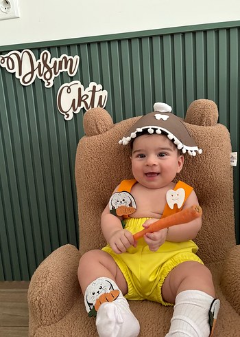 9 Ay Beden Sarı Nakışlı Bebek Erkek Takımı