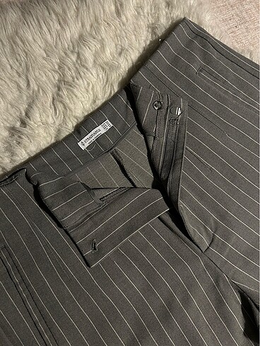 Stradivarius Pantolon