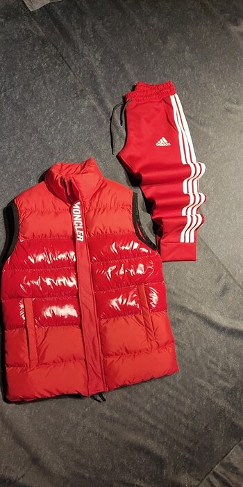 Moncler şişme yelek- Adidas eşofman altı KOMBİN