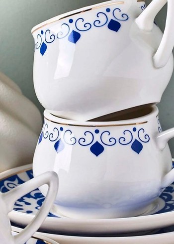 Mavi Desenli Beyaz Porselen Fincan Seti - Görsel 2