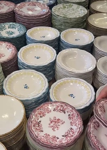 Çiçek Desenli Çok Renkli Tabak Seti - Görsel 3