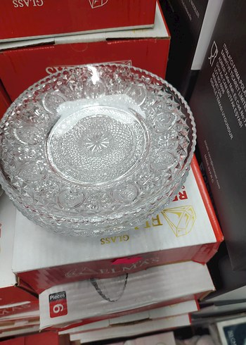 Elmas İşlemeli Kırmızı Renkli Cam Tabak - Görsel 2