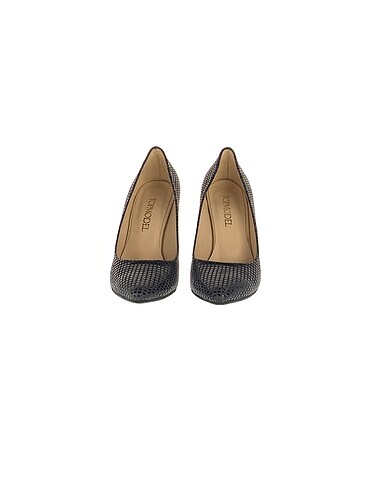 38 Beden Diğer Stiletto %70 İndirimli.