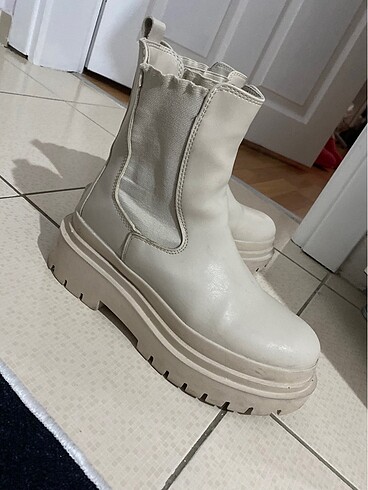 LC Waikiki Deri bot