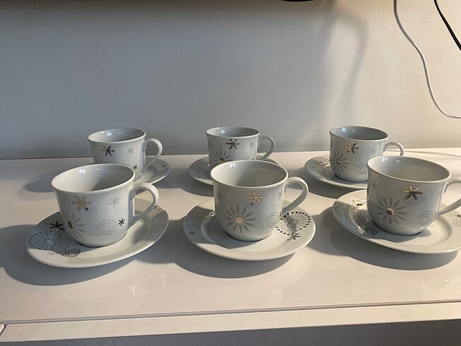 Nescafe -çay fincan takımı