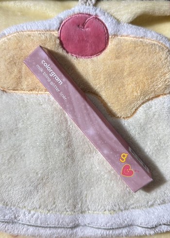 Colorgram milk bling glitter liner eyeliner