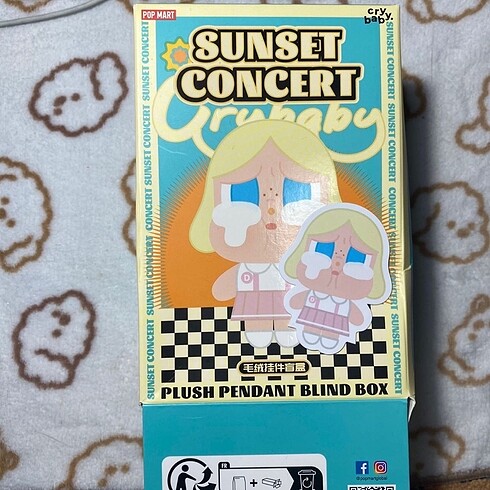 Crybaby sunset concert popmart