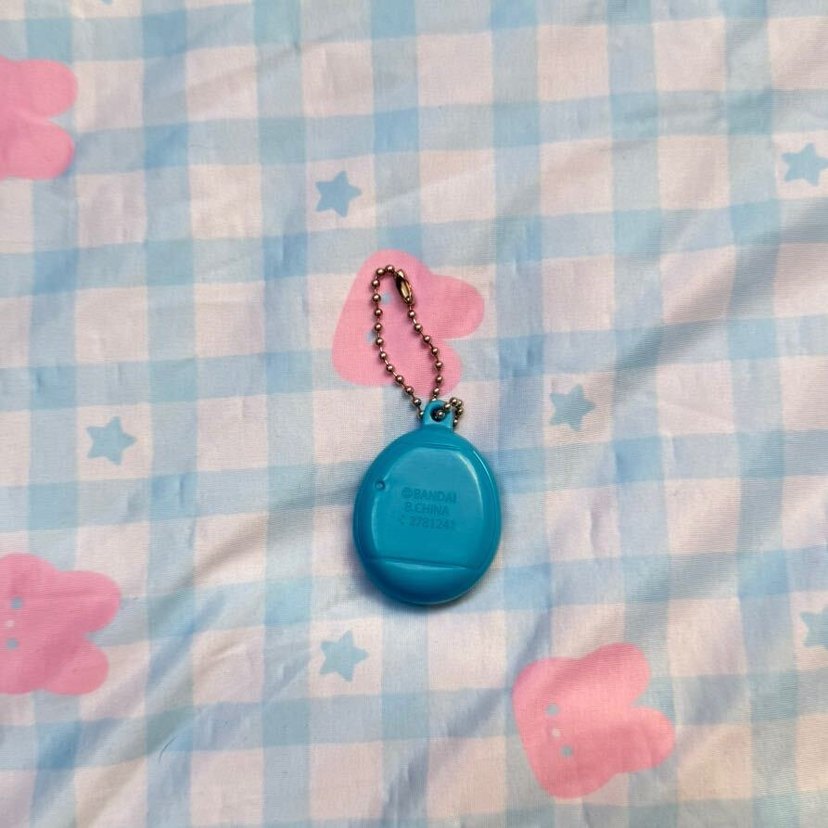 Retro Mavi Oyuncak Anahtarlık bandai tamagotchi charm — görsel 2/2
