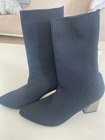 Zara bot