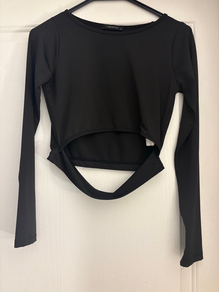 Trendyolmilla Siyah Uzun Kollu Mini Spor Üst - Görsel 3