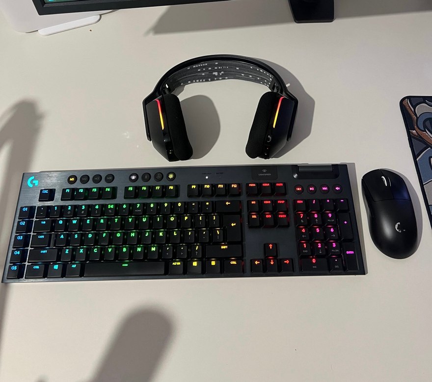 Logitech Klavye-Mouse-Kulaklık - Görsel 3