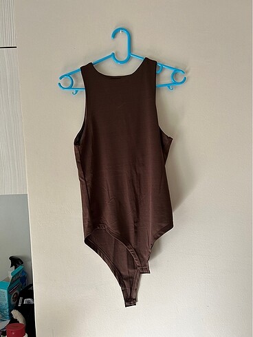 Halter yaka kahverengi body