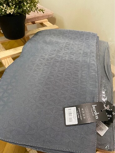 Gri modern kadın şal - Görsel 3