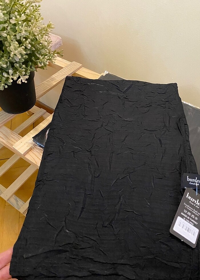 Siyah şal - Görsel 2