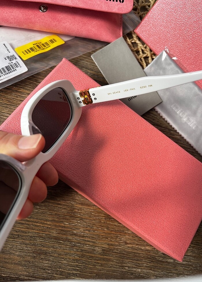 Miu Miu yeni sezon güneş gözlük?????? - Görsel 5