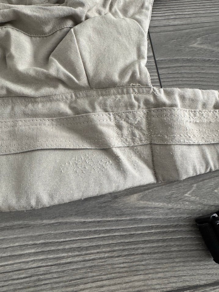 Momfort kanguru Beyaz ve gri bebek taşıyıcı - Görsel 2