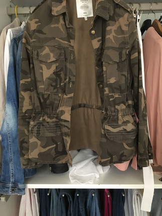 s Beden Bershka kamuflaj desen mont