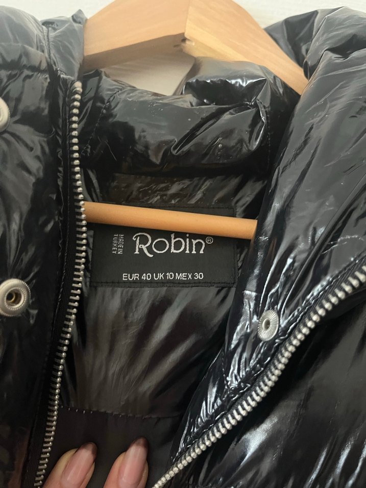 Siyah Düğmeli Kadın Kışlık Mont - Görsel 5